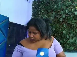Alexarousse4u  live sex cam