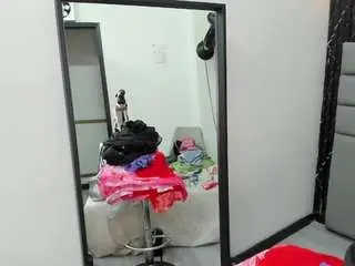 Angie-will  live sex cam