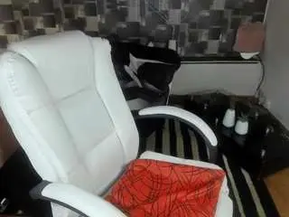 Candy-girl30  live sex cam
