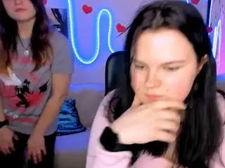 Emmy-colt  live sex cam