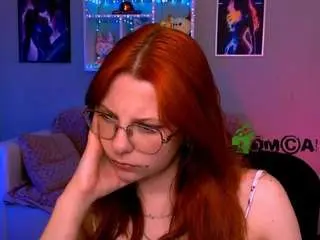 Kriss-babyy  live sex cam