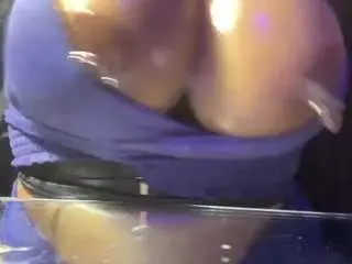 Ladycruz  live sex cam