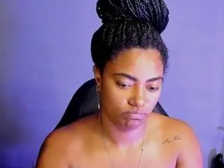 Latasshagettman  live sex cam