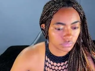 Latasshagettman  live sex cam