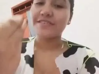 Solvest  live sex cam