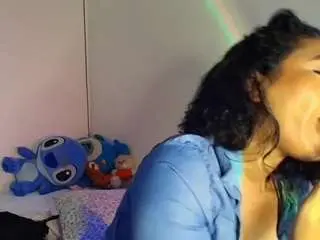 Solvest  live sex cam