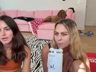 Tiffstreatsxoxo  live sex cam