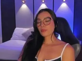 Emily-tolson  live sex cam