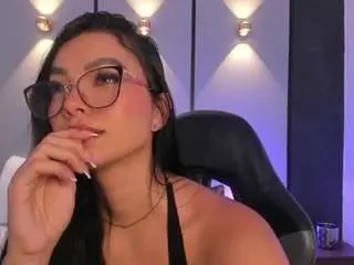 Emily-tolson  live sex cam