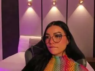 Emily-tolson  live sex cam
