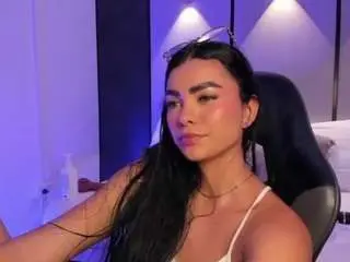 Emily-tolson  live sex cam