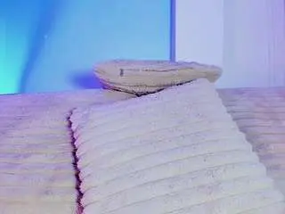 Emilywithe  live sex cam