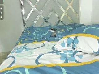 Hinatta-smiler  live sex cam