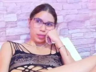 Nextdoor-fantassy  live sex cam