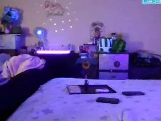 Pappyslilfreak  live sex cam