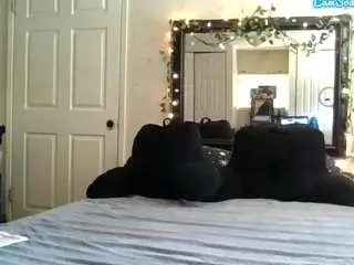 Pappyslilfreak  live sex cam