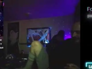 Pappyslilfreak  live sex cam