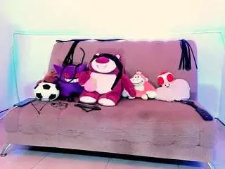 Queen-emma  live sex cam