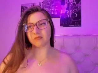 Roxxanne-bail  live sex cam
