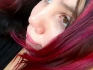 Treasahotze  live sex cam