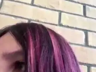 Treasahotze  live sex cam