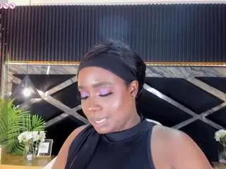 Britanyymore  live sex cam