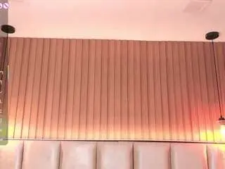 Britanyymore  live sex cam