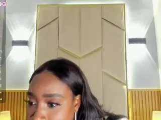 Britanyymore  live sex cam