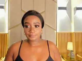 Britanyymore  live sex cam