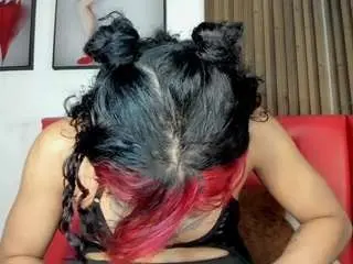 Chloe-fosster  live sex cam