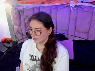 Lilyrosemoon  live sex cam