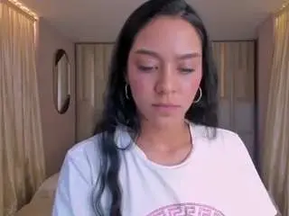 Amaliacrus  live sex cam