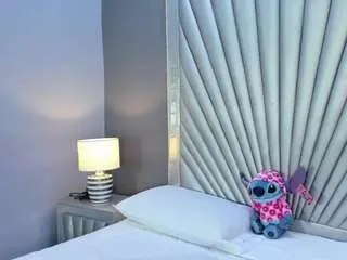 Kataleyablazze  live sex cam