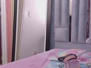 Little-aprill  live sex cam