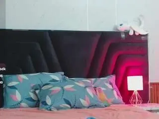Little-aprill  live sex cam