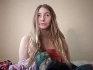 Luciennebronaugh  live sex cam