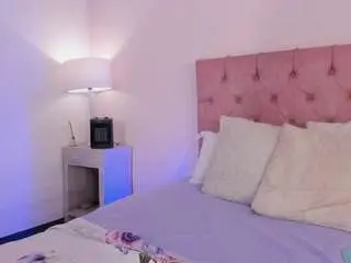 Melany-hiller  live sex cam