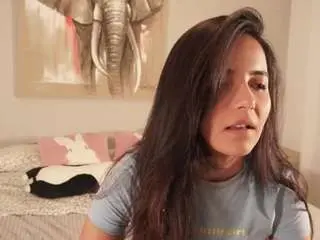 Raychelblack  live sex cam
