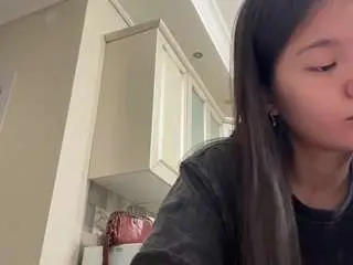 Ursulaash  live sex cam