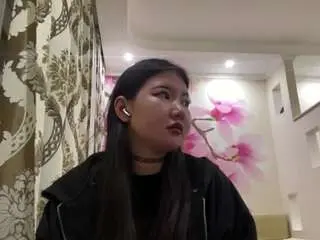 Maggiebouten  live sex cam