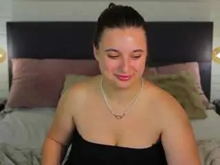 Nicole-delux  live sex cam