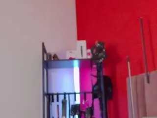 Sellashinee  live sex cam