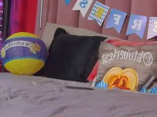 Sellashinee  live sex cam