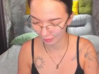 Susannjohnson  live sex cam