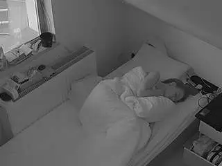 Voyeurcam-julmodels-bed-7  live sex cam