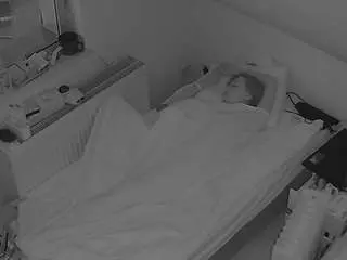 Voyeurcam-julmodels-bed-7  live sex cam