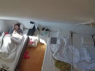 Voyeurcam-julmodels-bed-7  live sex cam