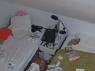 Voyeurcam-julmodels-bed-7  live sex cam