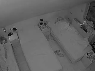 Voyeurcam-julmodels-bed-7  live sex cam