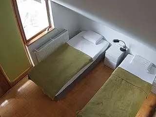 Voyeurcam-julmodels-bed-7  live sex cam